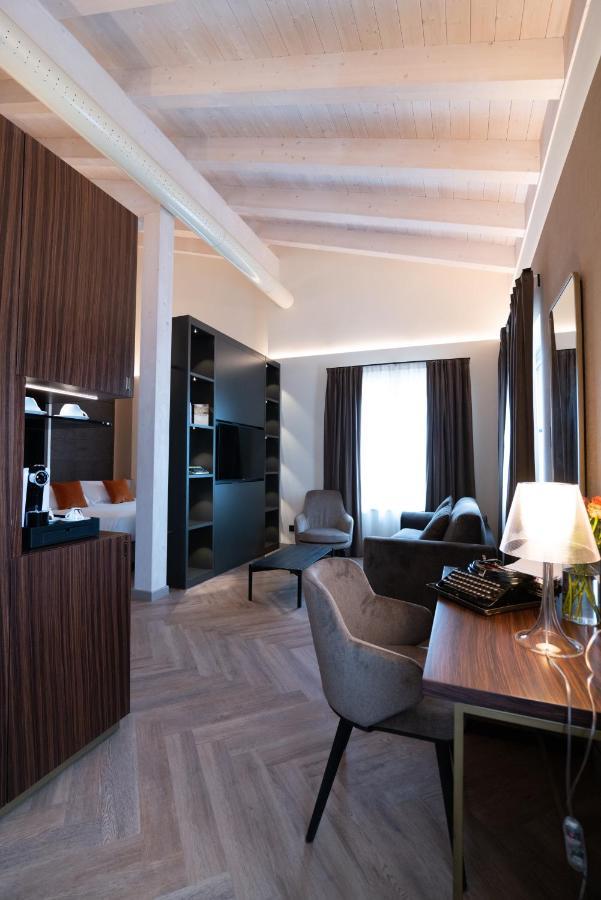 3T Boutique Hotel Ivrea Eksteriør billede